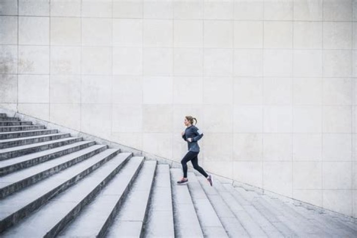 How Many Flights Of Stairs Is A Mile