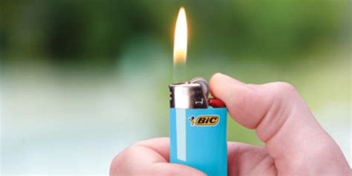 Question: How Hot Is Fire From A Bic Lighter