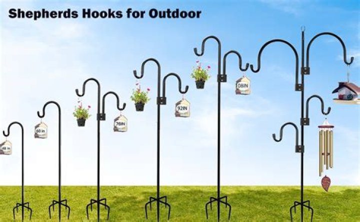What can you hang on shepherds hooks