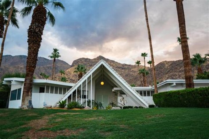What Is The Elevation Of Palm Springs California